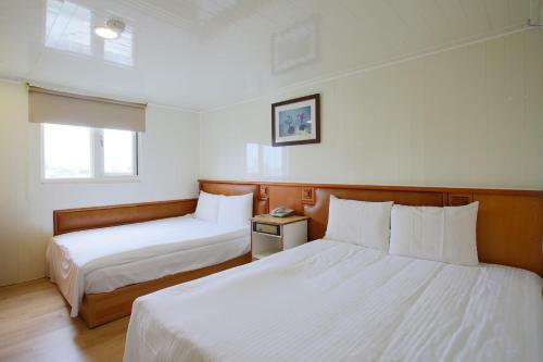 Lion Hotel