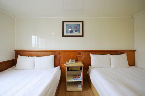 Lion Hotel