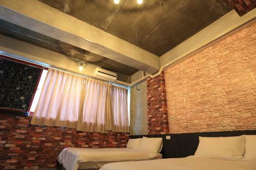 Luodong Loft House