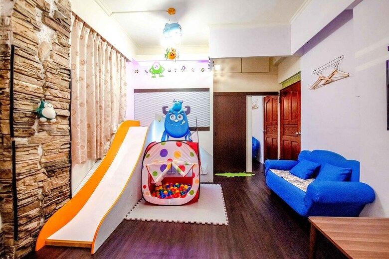 Hotel Treasure House