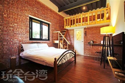 Red Brick 642 B&B