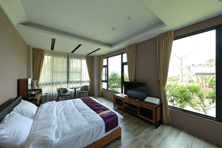 Hotel Five Mountains And Three Water B&B