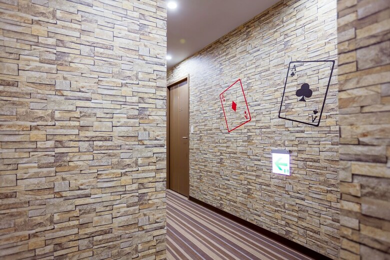 A Ace Hotel