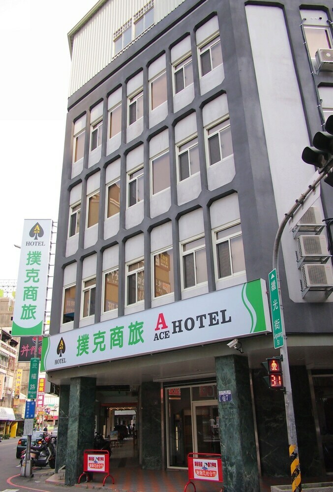 A Ace Hotel