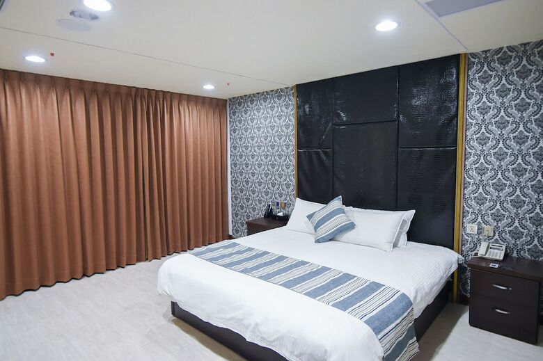 Hosin Hotel