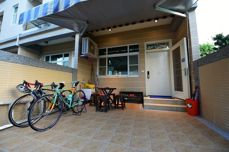 K2 Hostel