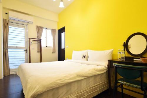 Bear Station Hotel