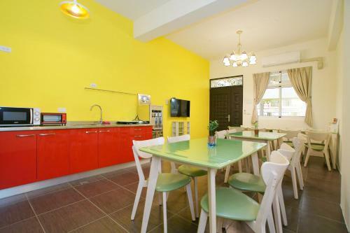 Bear Station Hotel