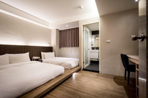 Royal Garden Hotel