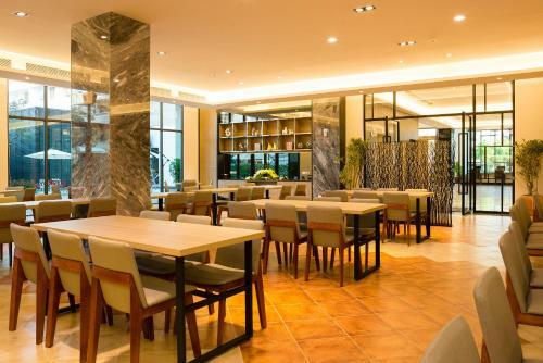 V-hotel