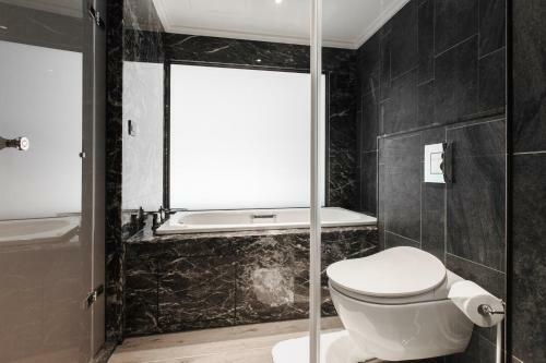 Suz Hotel
