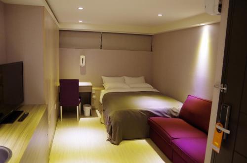 Hotel E-house 169