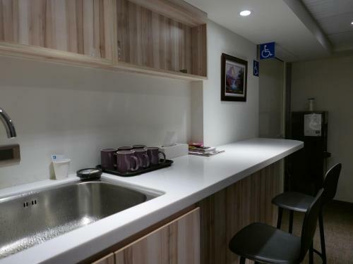Posada Ours Inn II