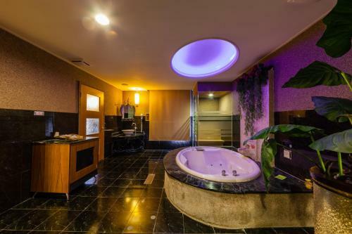 Lestar Motel