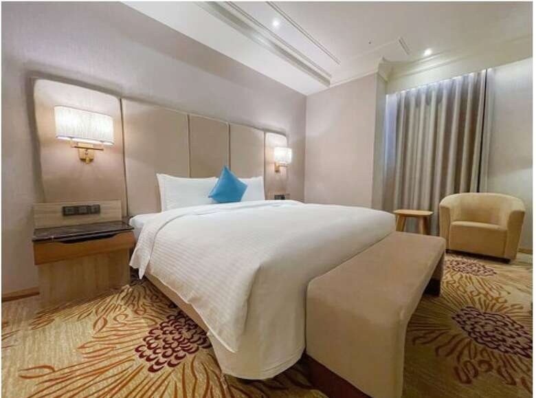 Lixin Grand Hotel
