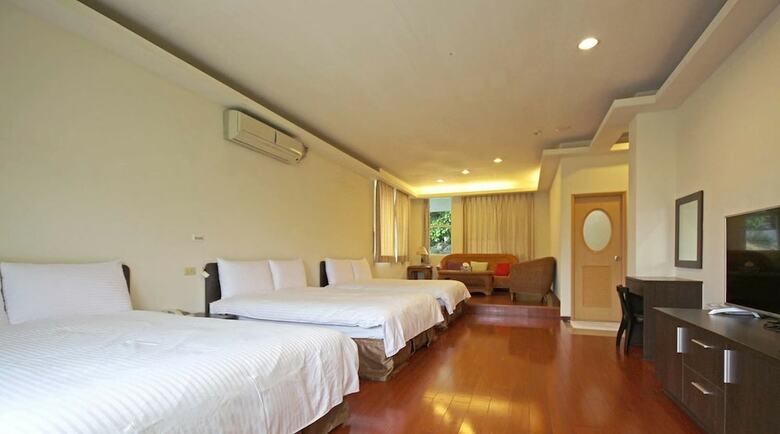 Bed & Breakfast Hu An--the Lakeside House