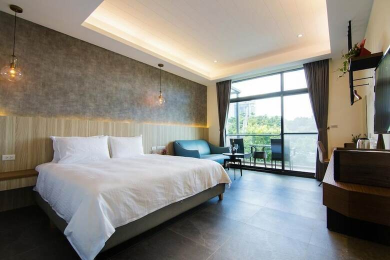 Bed & Breakfast Hu An--the Lakeside House