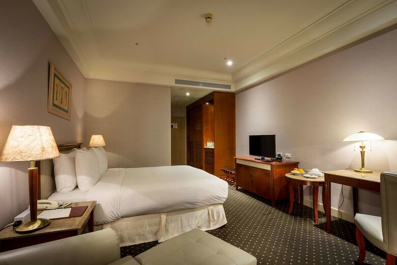 Grand View Hotel