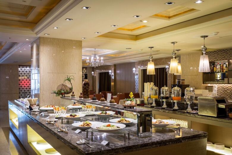 Grand View Hotel