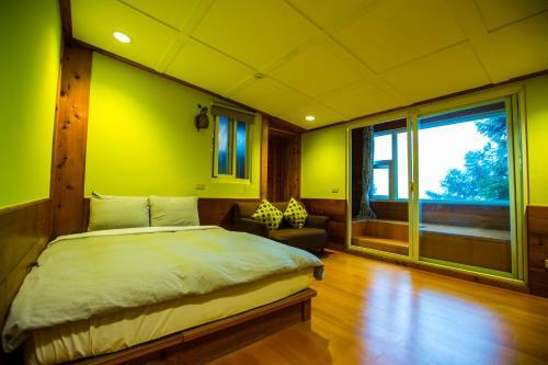 5 Km Villa