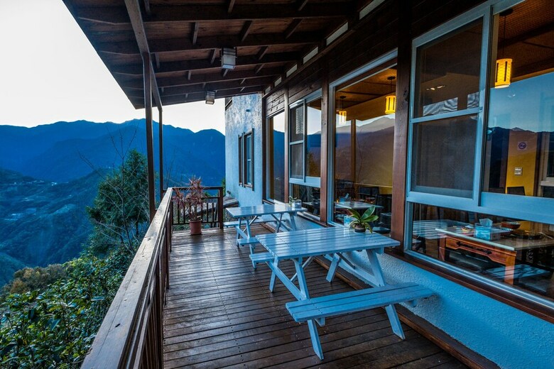 Bed & Breakfast I-think Resort