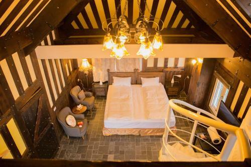 Black Forest Manor
