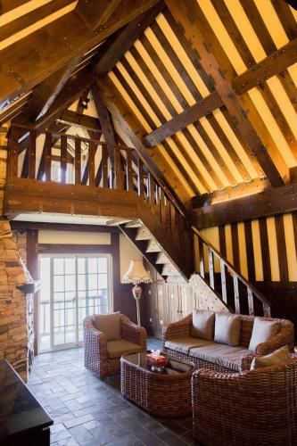 Black Forest Manor