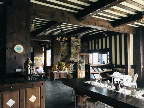 Black Forest Manor