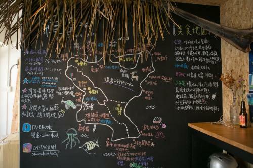 Slow Island Hostel