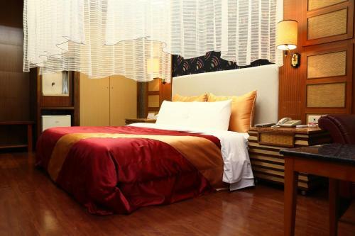 Cartier Motel
