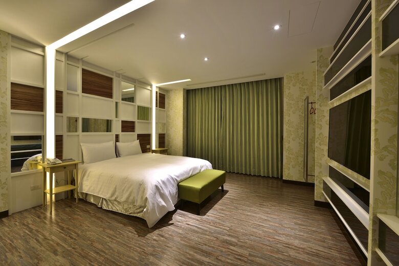 Ihotel