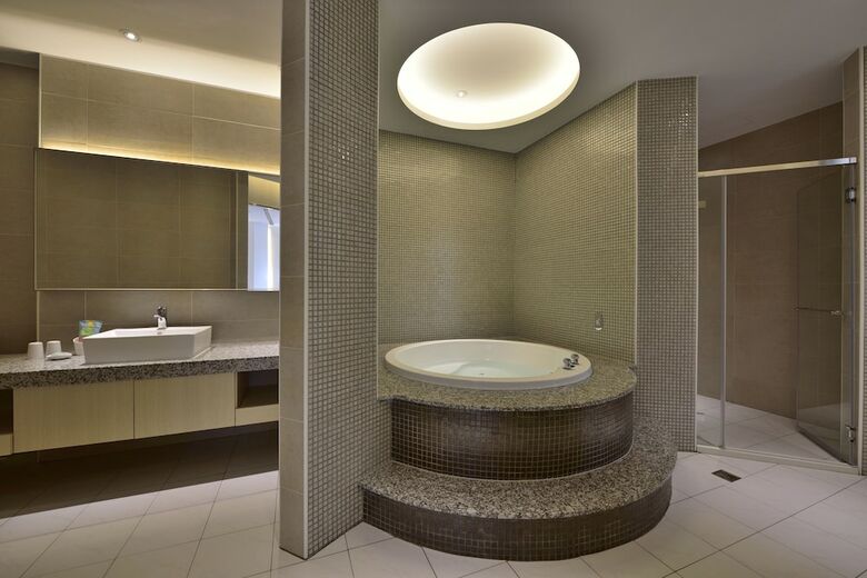 Ihotel