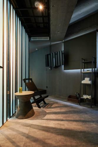 Lumi Design Hotel