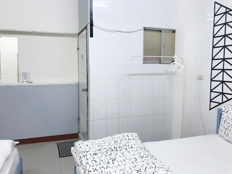 Hotel Fenjia Home