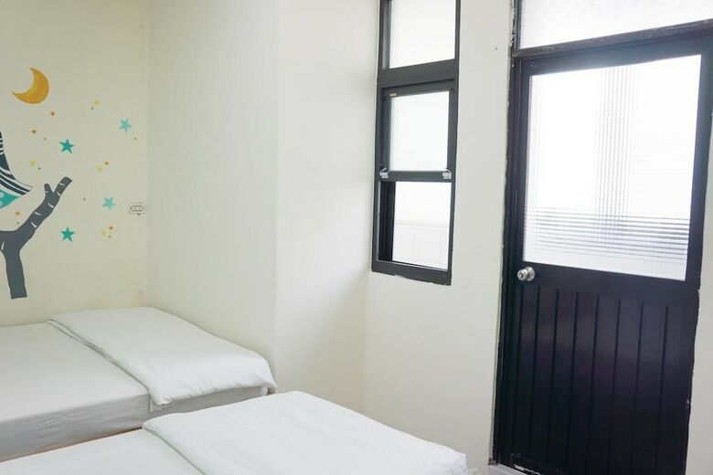 Hotel Fenjia Home