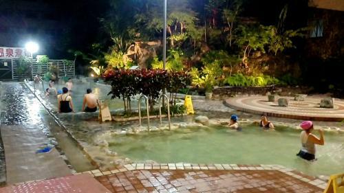 Jhiben Hot Spring Apartment
