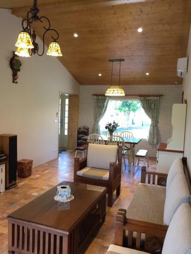 Sunny House