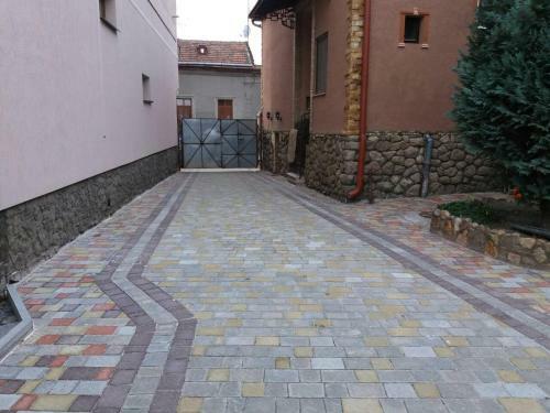Hostal Guest House Zhanna