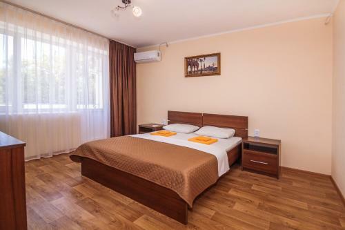 Azure Deluxe Hotel