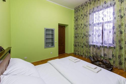 Apartment On Gorodotska 67