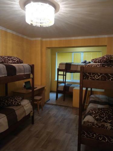 Mr. Hostel