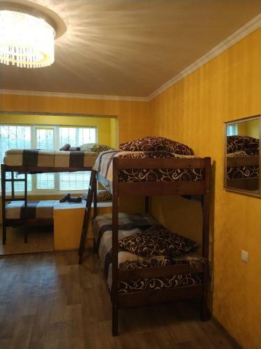 Mr. Hostel