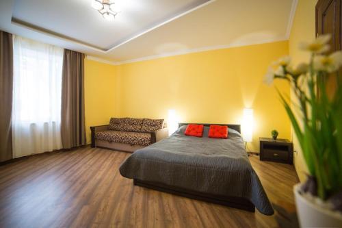 Cozy Apartment In Khmelnitsky Str.