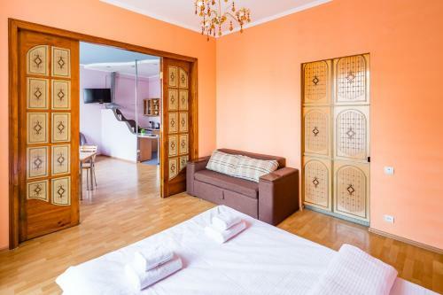 Avangard Franko* Apartment