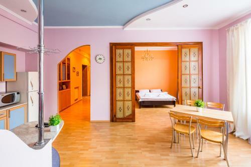 Avangard Franko* Apartment