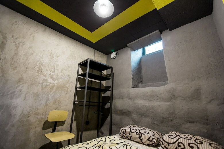 Albergue Lviv Loft Prison