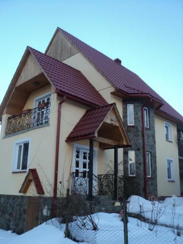 Hostal "? ????????"