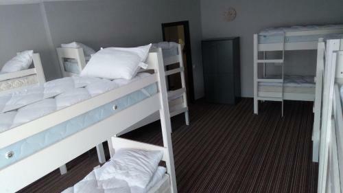Hostel On Dragomanova 27