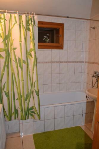Hostal Sadyba U Lesi
