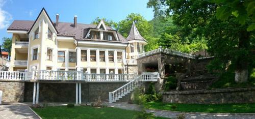 Hostal Gnizdo Golubky